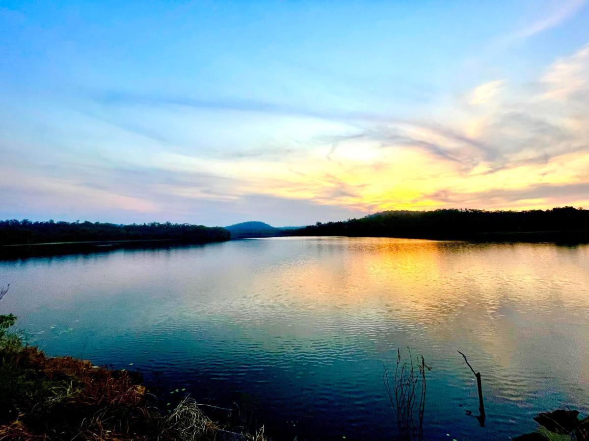 De Lago Resort On Lake Bennett Экстерьер фото